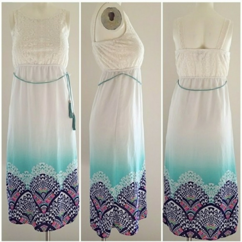 Paper Doll Geometric Design Sleeveless Cream